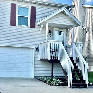 Cozy 2 Bedroom Townhouse - 14 Night Minimum Stay Bloomington Exterior photo