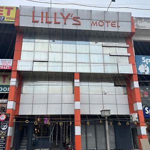 Lillys Motel Rupnagar  Exterior photo