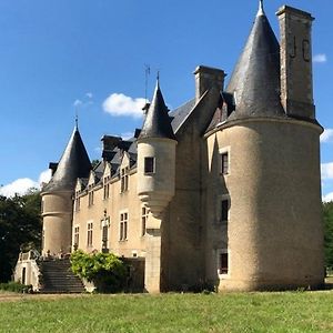 Chambre Dans Tour Du 15Eme Siecle Bed and Breakfast Mauvieres Exterior photo