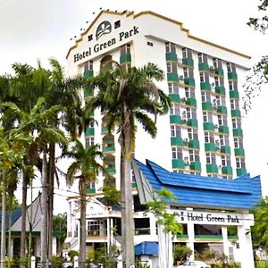 OYO 1236 Hotel Green Park Temerloh Exterior photo