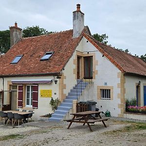 Le Coeur Du Moulin Appartement Saint-Aubin-le-Monial Exterior photo