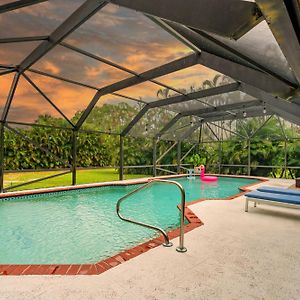 Luxury Pool Home Loxahatchee Exterior photo