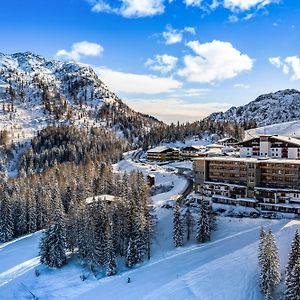 Falkensteiner Family Hotel Sonnenalpe Sonnenalpe Nassfeld Exterior photo