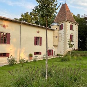 Chateau Montagne Bed and Breakfast Saint-Philippe-dʼAiguille Exterior photo