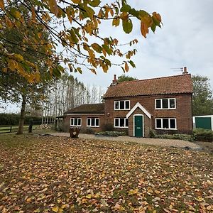 Back Lane Farm House Villa Great Yarmouth Exterior photo