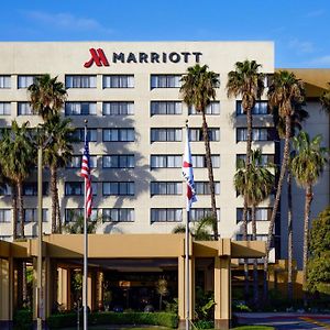 Long Beach Marriott Hotel Exterior photo