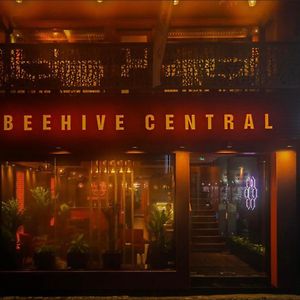 Beehive Central Hotel Malé Exterior photo