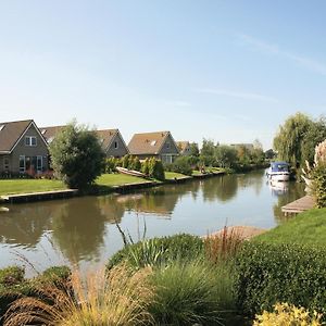 Lovely Holiday Home With Jetty Near Ijsselmeer Medemblik Exterior photo