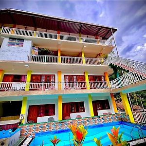 Adams Peak Grand Hotel Nallathanniya Exterior photo