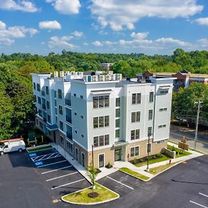 The Bostonian On Quannapowitt Appartement Wakefield Exterior photo