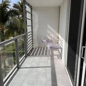 Modern Spacious Condo Steps From The Beach Boca Raton Exterior photo