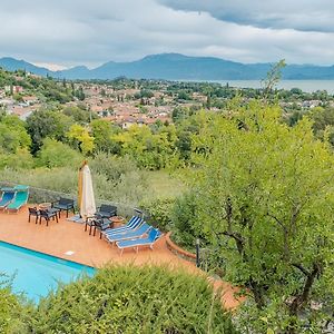 Villa Castlegrace - Italian Homing Padenghe sul Garda Exterior photo