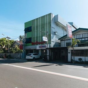 RedDoorz @ Golite Old Albay Hotel Legazpi Exterior photo