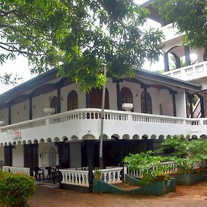 Nisansala Family Guest Hotel Anuradhapura Exterior photo