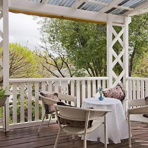 Hollyoak Cottage Bowral Exterior photo