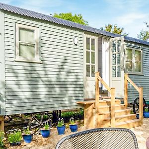 Fig Tree Shepherds Hut Villa Bridport Exterior photo