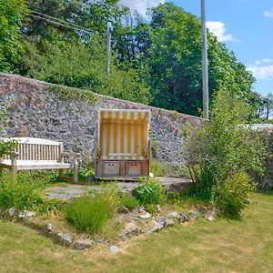 Mossdale Villa Rockcliffe  Exterior photo