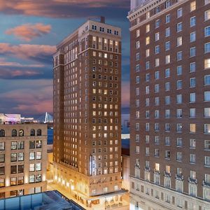 Courtyard St. Louis Downtown/Convention Center Hotel Exterior photo