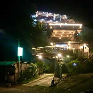 Rustle Hill Panorama Inn Ella Exterior photo