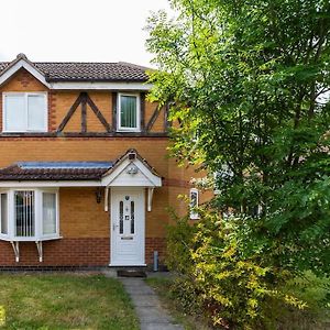 Family And Friends Delight Appartement Oadby Exterior photo