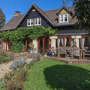 Highgrove Barn Villa Stroud  Exterior photo