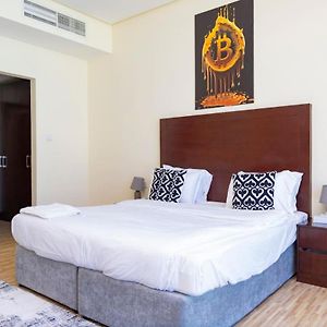 One Bedroom Bitcoin Themed Room Manamah Exterior photo