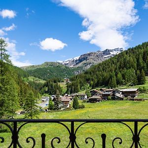 Albergo Monte Cervino Champoluc Exterior photo