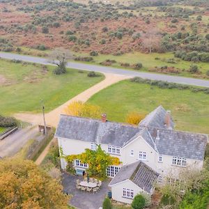 Beautiful Country House With Forest View & Garden Villa Norleywood Exterior photo