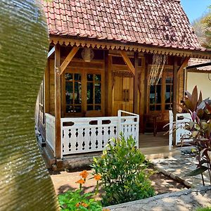 Beehive Cottages Amed Exterior photo