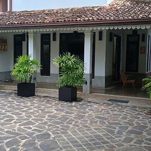 Coastal Edge Hotel Galle Exterior photo