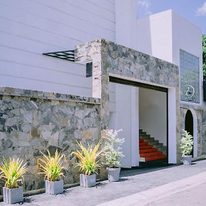 Hotel Senondra Ampara Exterior photo