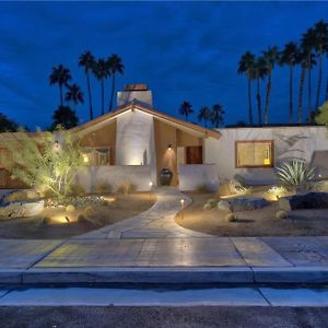 Navigate Stays Family Cul-De-Sac Retreat W Salt Pool Palm Springs Exterior photo