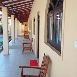 Sunshine Guest House Kataragama Exterior photo