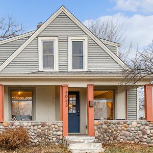 Orange Blossom House - Quaint Family Home 10 Minutes From Downtown Mpls Minneapolis Exterior photo