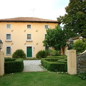 Casa Due Tigli B&B Corno di Rosazzo Exterior photo