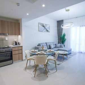 Stylish Furnished 2Br At Maryam Island, Sharjah Appartement Dubai Exterior photo