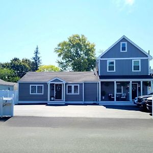 Cozy House, Close To Downtown Appartement Danvers Exterior photo