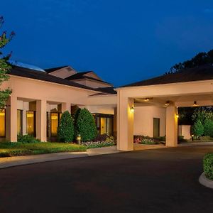 Courtyard By Marriott Baton Rouge Acadian Centre/Lsu Area Hotel Exterior photo