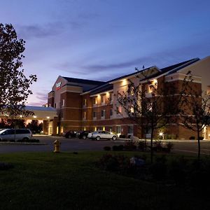 Fairfield Inn And Suites Flint Fenton Exterior photo