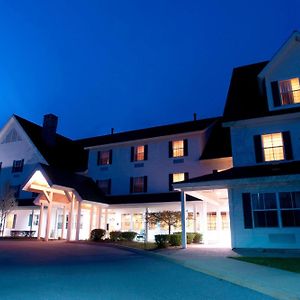 Courtyard Middlebury Hotel Exterior photo