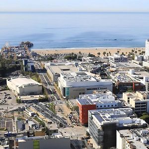 Courtyard By Marriott Santa Monica Hotel Exterior photo