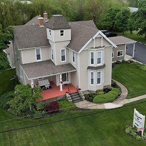 Victorian Inn Bed And Breakfast Marblehead Exterior photo