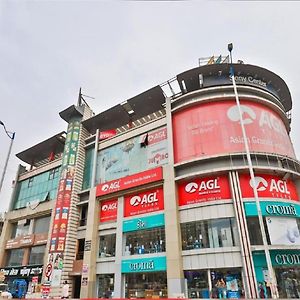 Hotel Nest View Ahmedabad Exterior photo