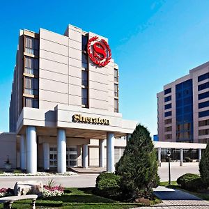 Sheraton Parkway Toronto North Hotel & Suites Richmond Hill Exterior photo