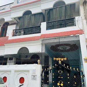 Ashirwad Mahakumbh Homestay Allāhābād Junction Exterior photo