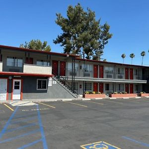 Heritage Inn Pomona Exterior photo