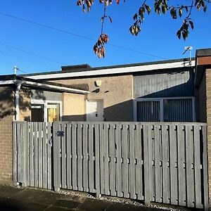 One Bedroom Bungalow Loanhead, Midlothian, Nr Edinburgh Exterior photo