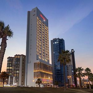 Hampton By Hilton Kuwait Salmiya Hotel Koeweit Exterior photo