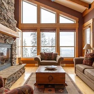 Eagle Ridge Pet-Friendly Chalet Villa Big White Exterior photo