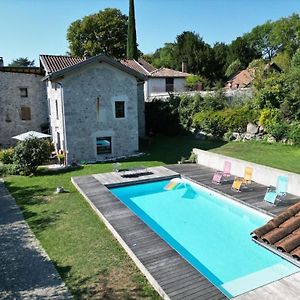 Villa Au Calme Avec Piscine Saint Ismier Exterior photo